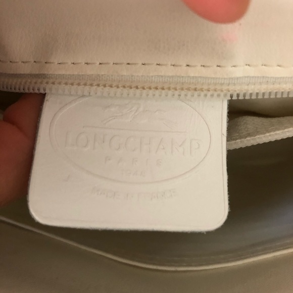 ⛔️SOLD⛔️Vintage Longchamp White Leather Crossbody - Picture 14 of 16